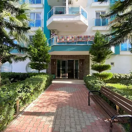 Angels Da Havuzlu 1+1 Apartament Alanya