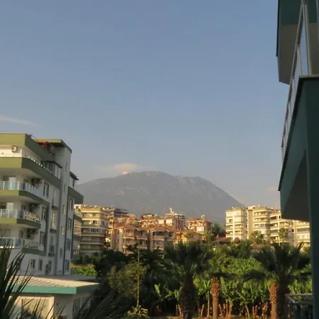 Angels Da Havuzlu 1+1 Apartament *